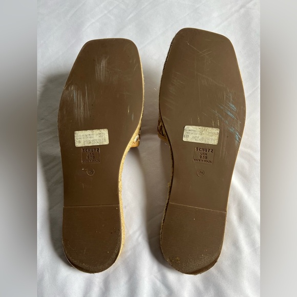 Schutz Raffia Sandals EUC - Picture 2 of 4
